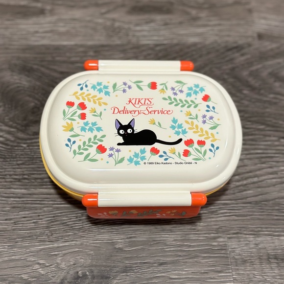 [LAST ONE] Studio Ghibli Kiki’s Delivery Service Bento Box ❘ Lunch Box ❘ Snack - Picture 2 of 5